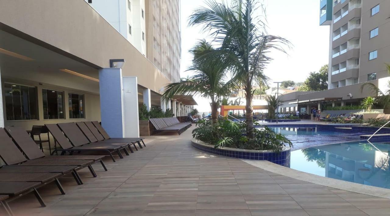 Olimpia Park Resort - 100M Do Parque Thermas Dos Laranjais Exterior foto